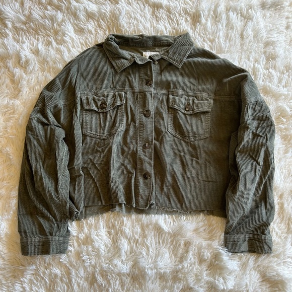 American Eagle | Olive Green Corduroy Jacket - Picture 7 of 8